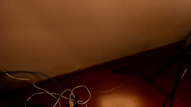 Snapshot of Lucia_velez chatting on 02/22/26, 02:25 Lucia velez online show from 02/22/26, 02:25