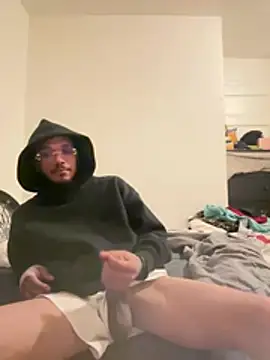 Snapshot of EnanoVerga chatting on 03/03/26, 03:02 EnanoVerga online show from 03/03/26, 03:02