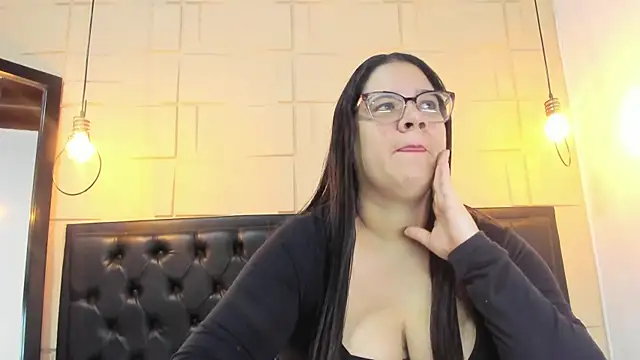 RousMature online show from 04/01/26, 01:34