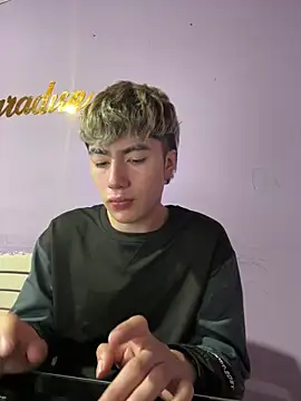 AlexanderCollman2 online show from 04/10/26, 02:29