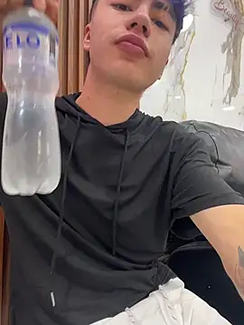 AlexanderCollman2 online show from 02/18/26, 09:33