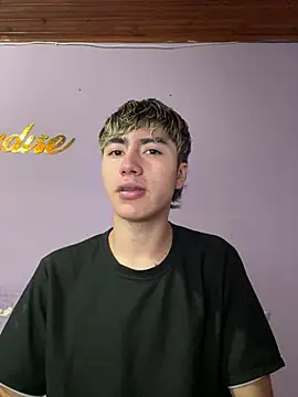 AlexanderCollman2 online show from 04/15/26, 11:27