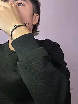 AlexanderCollman2 online show from 04/18/26, 11:16