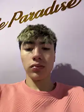 AlexanderCollman2 online show from 04/18/26, 01:30