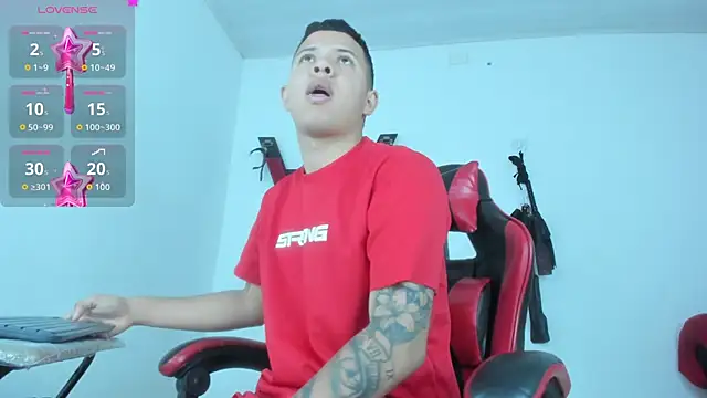 Snapshot of Steven_and_Camilo18 chatting on 02/28/26, 11:32 Steven and Camilo18 online show from 02/28/26, 11:32