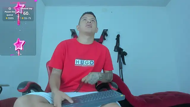 Snapshot of Steven_and_Camilo18 chatting on 03/03/26, 11:28 Steven and Camilo18 online show from 03/03/26, 11:28