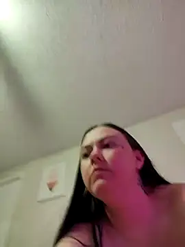 Snapshot of Ariesbabe16 chatting on 02/03/26, 05:05 Ariesbabe16 online show from 02/03/26, 05:05