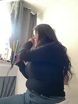 moonhelen online show from 03/13/26, 06:46