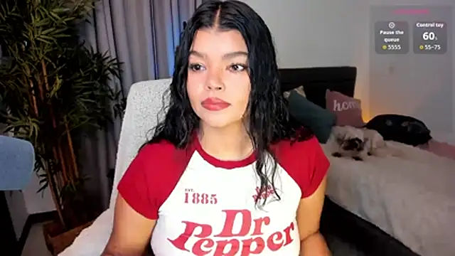 moonhelen online show from 03/04/26, 12:29