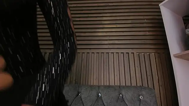 Snapshot of CarolineFyre chatting on 02/05/26, 01:07 CarolineFyre online show from 02/05/26, 01:07