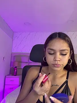 CarolineFyre online show from 04/06/26, 12:50