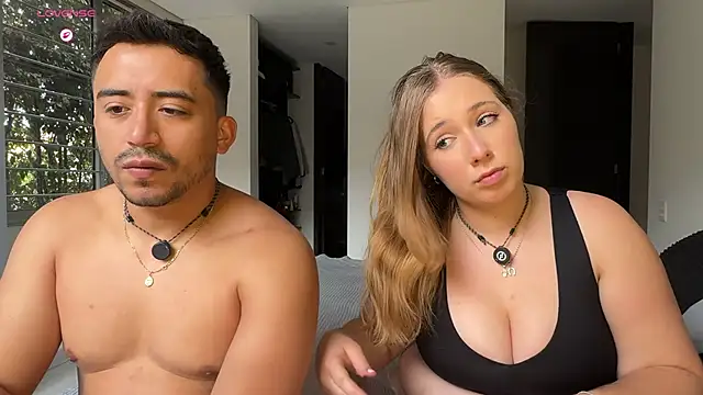 Sofii n Diego online show from 05/30/26, 08:25