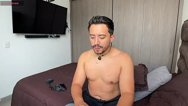 Sofii n Diego online show from 03/31/26, 03:14