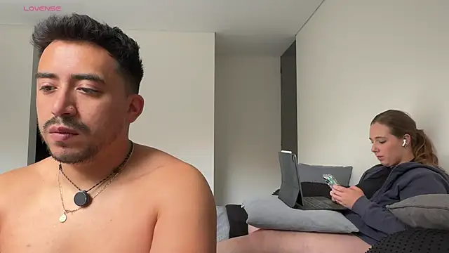 Sofii n Diego online show from 06/03/26, 10:14