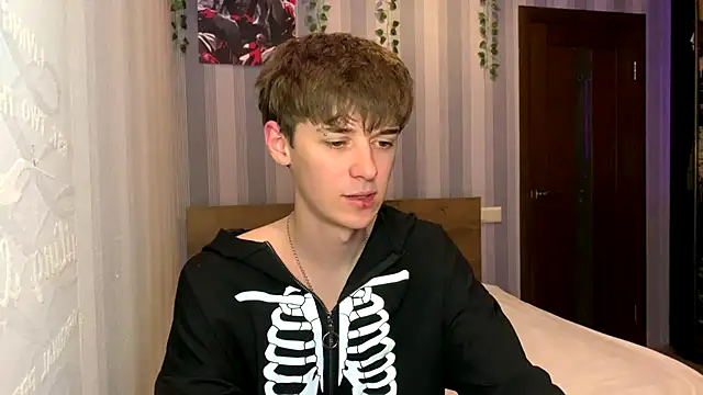 Sweet Dude online show from 04/09/26, 09:21