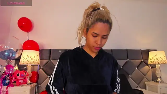  Giorgiina  online show from 02/14/26, 12:27