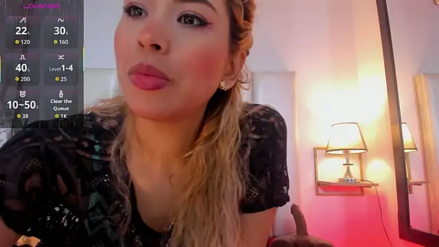 Snapshot of _Giorgiina_ chatting on 06/08/26, 11:55 Giorgiina online show from 06/08/26, 11:55