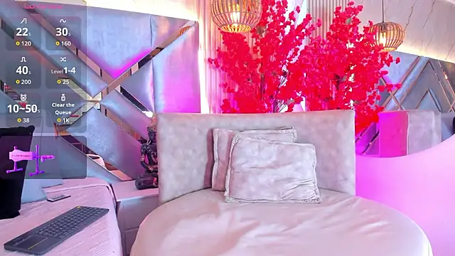 Snapshot of EmmaLovve chatting on 02/20/26, 02:52 EmmaLovve online show from 02/20/26, 02:52