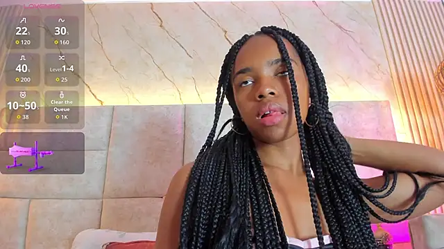 Snapshot of EmmaLovve chatting on 04/02/26, 02:52 EmmaLovve online show from 04/02/26, 02:52