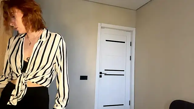 Snapshot of LuxuryRita chatting on 02/23/26, 02:28 LuxuryRita online show from 02/23/26, 02:28