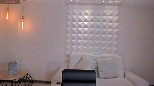 Snapshot of DemiNova chatting on 06/01/26, 11:54 DemiNova online show from 06/01/26, 11:54