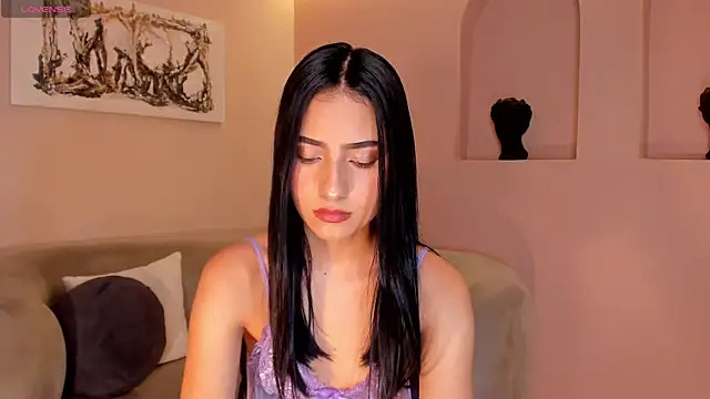 LucieMartin online show from 04/13/26, 07:29