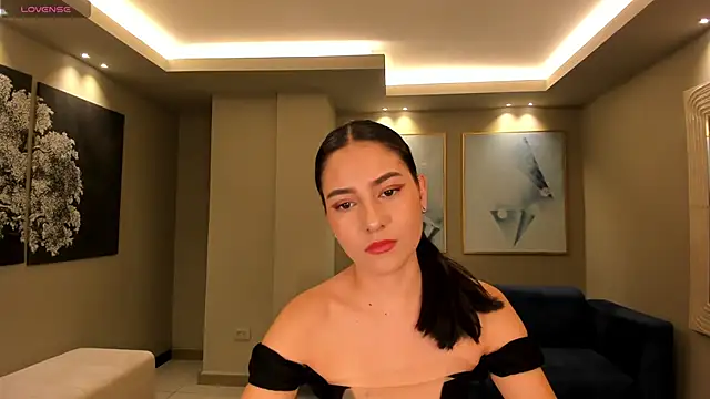 LucieMartin online show from 03/11/26, 07:30