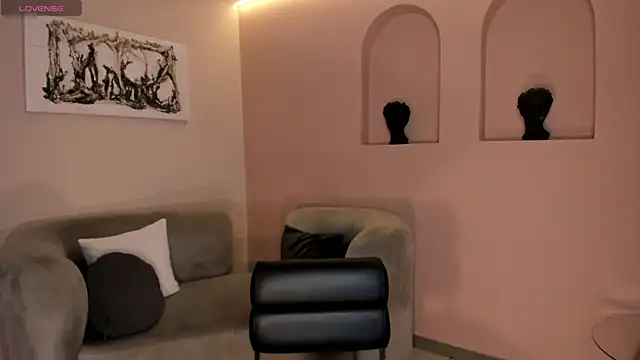 LucieMartin online show from 04/10/26, 07:32