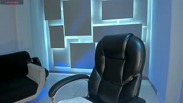 ScarlettRose X online show from 03/05/26, 07:43