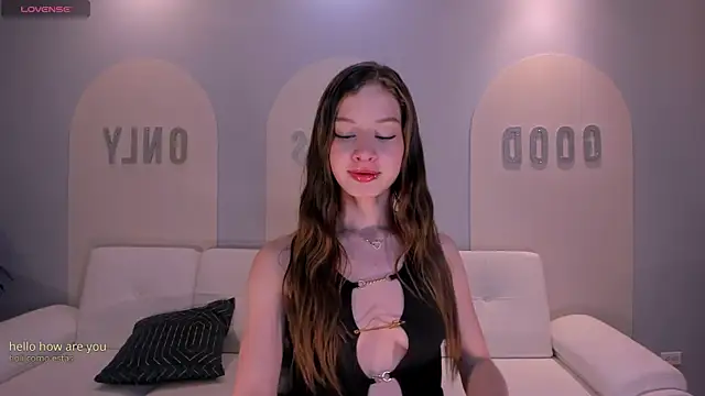 IsabellaMorettiX online show from 05/06/26, 04:16