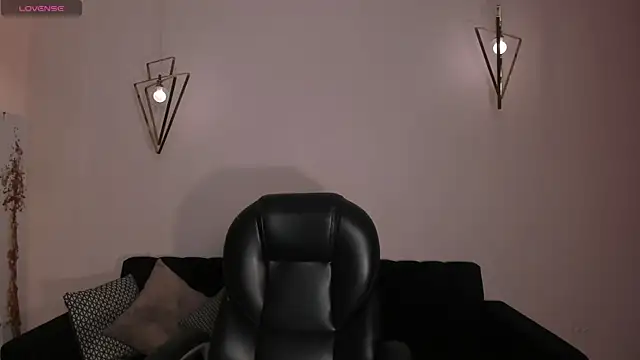 IsabellaMorettiX online show from 02/22/26, 11:17