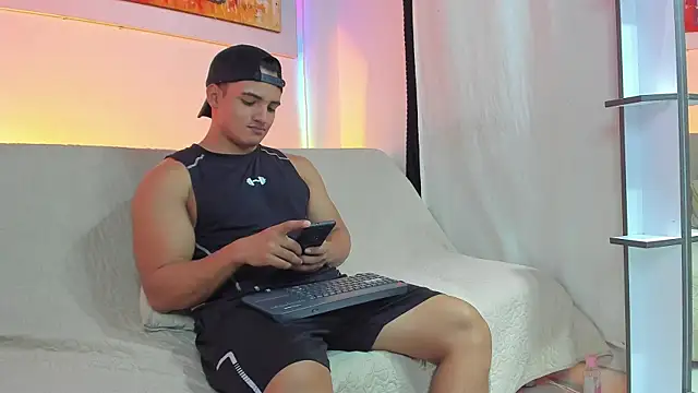 Snapshot of jhon_nicolas chatting on 04/24/26, 11:18 jhon nicolas online show from 04/24/26, 11:18