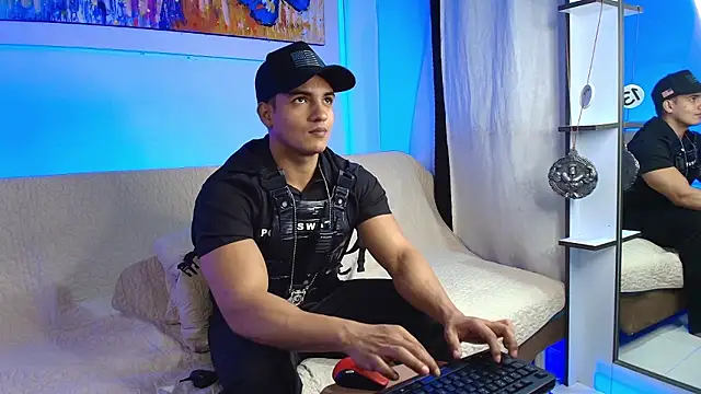 Snapshot of jhon_nicolas chatting on 07/18/26, 10:07 jhon nicolas online show from 07/18/26, 10:07