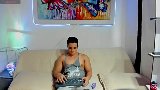 Snapshot of jhon_nicolas chatting on 02/22/26, 09:05 jhon nicolas online show from 02/22/26, 09:05