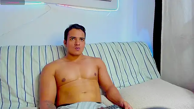 Snapshot of jhon_nicolas chatting on 02/25/26, 08:08 jhon nicolas online show from 02/25/26, 08:08