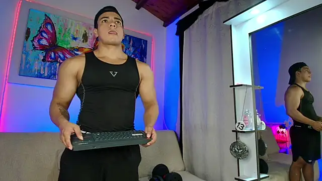 Snapshot of jhon_nicolas chatting on 06/20/26, 11:43 jhon nicolas online show from 06/20/26, 11:43