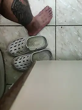 Snapshot of Gordinho_dos_pes chatting on 02/18/26, 08:16 Gordinho dos pes online show from 02/18/26, 08:16