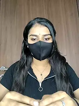 Alix cuti online show from 04/13/26, 05:17