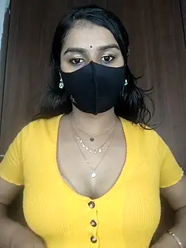 Alix cuti online show from 04/18/26, 04:42