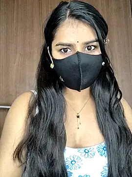 Alix cuti online show from 04/14/26, 04:01