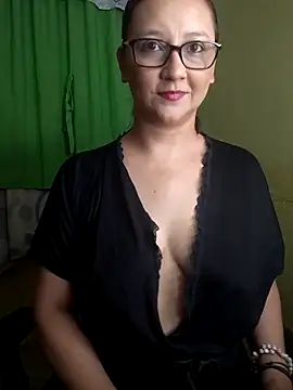 LuciaMiilf online show from 03/29/26, 05:25