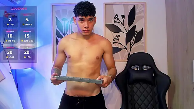 justin payn14 online show from 03/21/26, 01:26