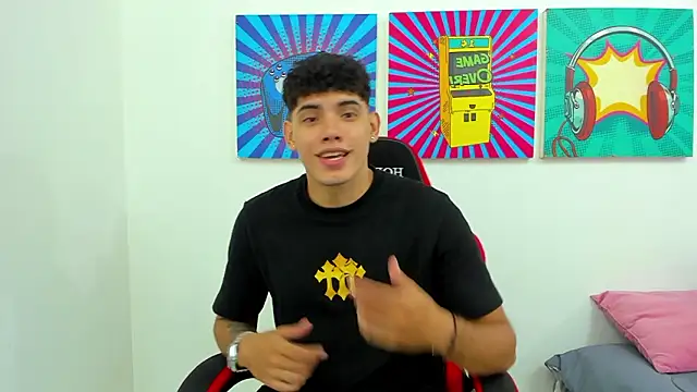 Snapshot of justin_payn14 chatting on 03/03/26, 02:13 justin payn14 online show from 03/03/26, 02:13