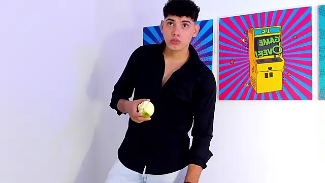 Snapshot of justin_payn14 chatting on 02/18/26, 07:21 justin payn14 online show from 02/18/26, 07:21