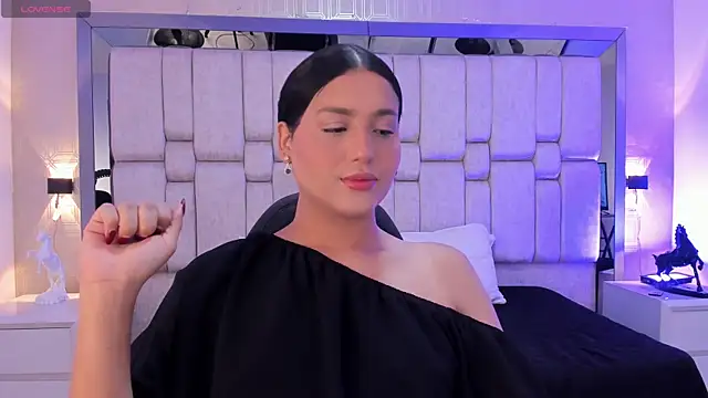 ValeryCooper18 online show from 02/07/26, 07:44