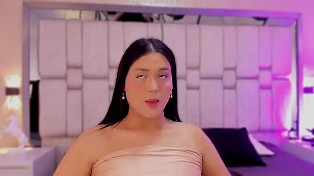 ValeryCooper18 online show from 02/02/26, 07:35