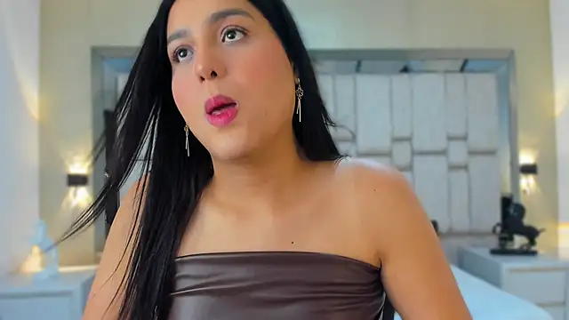 ValeryCooper18 online show from 02/16/26, 06:50