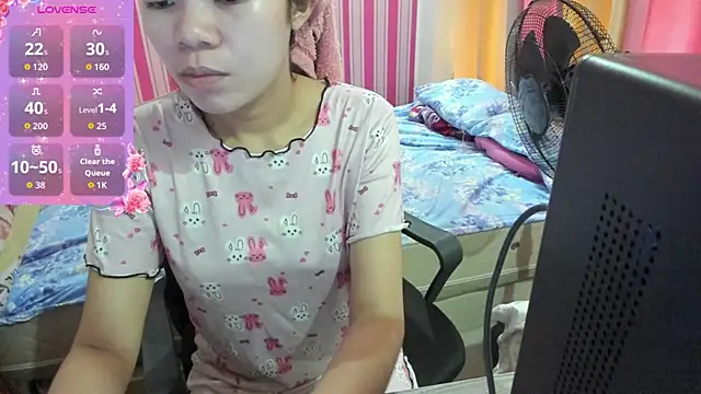 HornyAsianXxX online show from 07/15/26, 12:17