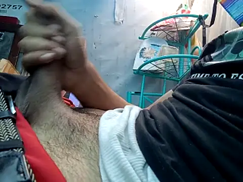 Snapshot of bigbooietx chatting on 02/26/26, 02:28 bigbooietx online show from 02/26/26, 02:28