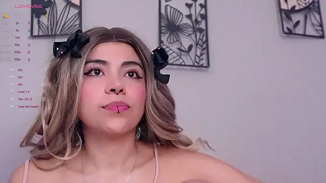 loveegirll1 online show from 02/08/26, 03:15